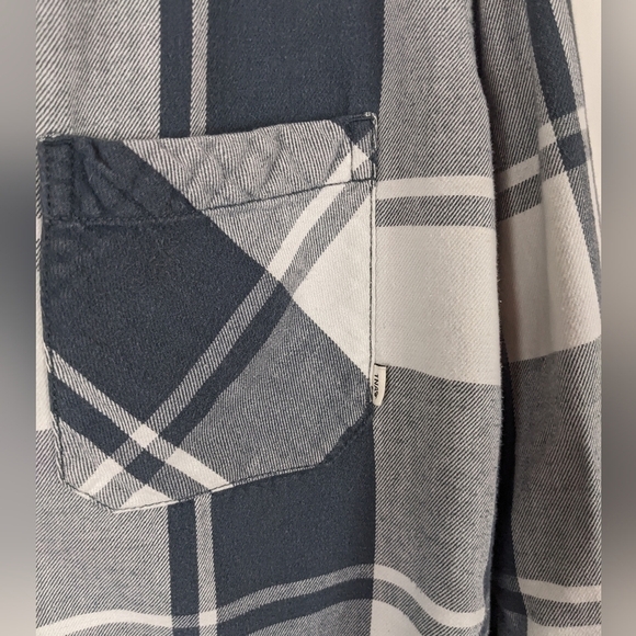 TNA aritzia plaid button down flannel boyfriend fit shirt XS - Picture 4 of 8